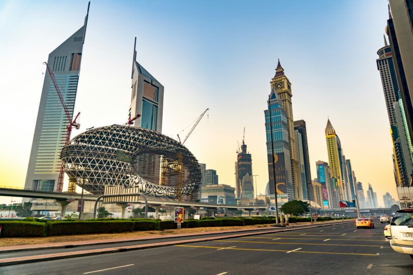 HOW TO APPLY FOR A UAE WORK PERMIT FOR ABROAD WORKERS IN 2025