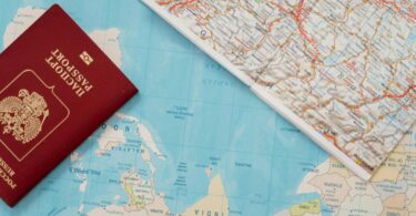 WANT TO RETIRE OVERSEAS? THESE COUNTRIES OFFER EASY RETIREMENT VISAS