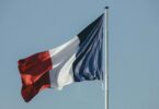 FRANCE NEEDS 310,000 NURSES